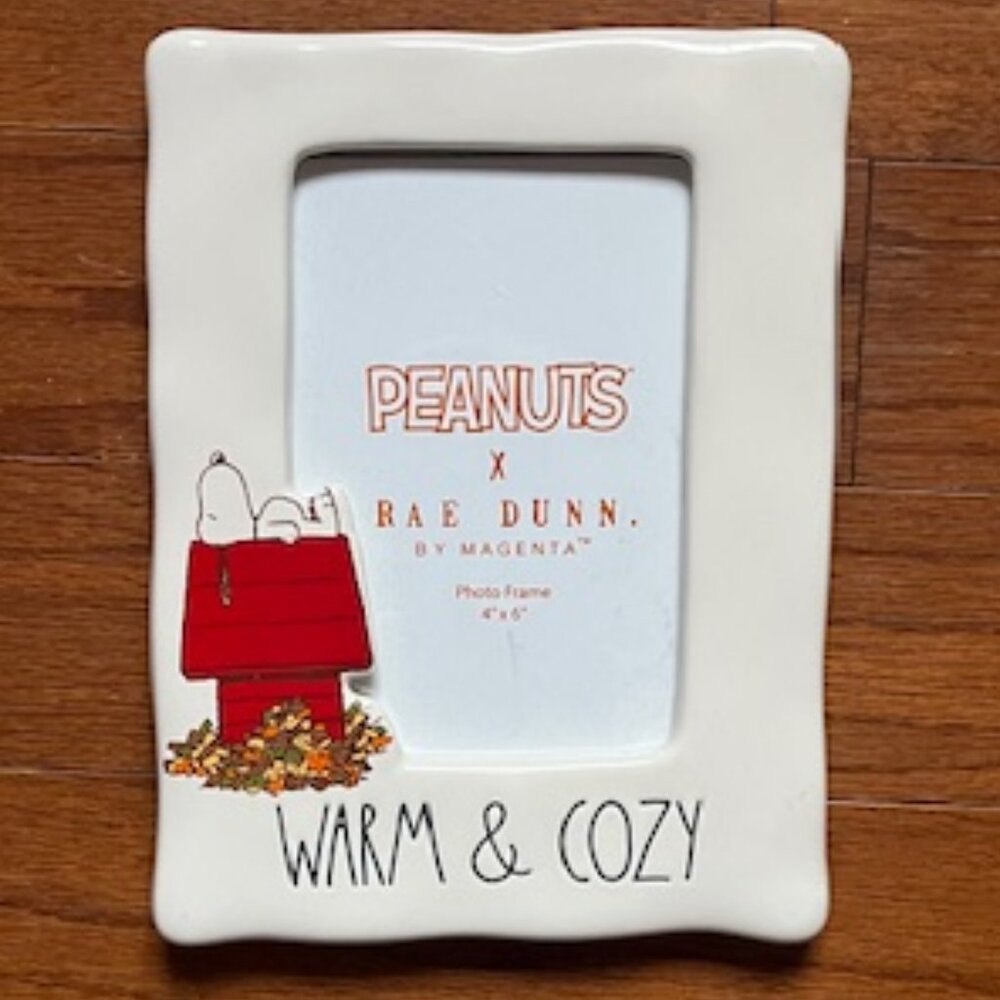 Rae Dunn Peanuts/Snoopy Fall Frame